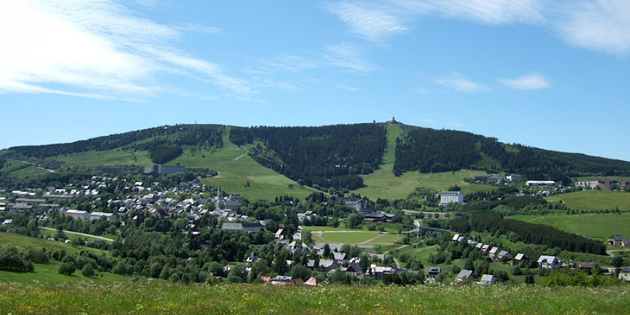 Kurort Oberwiesenthal Ortansicht im Sommer