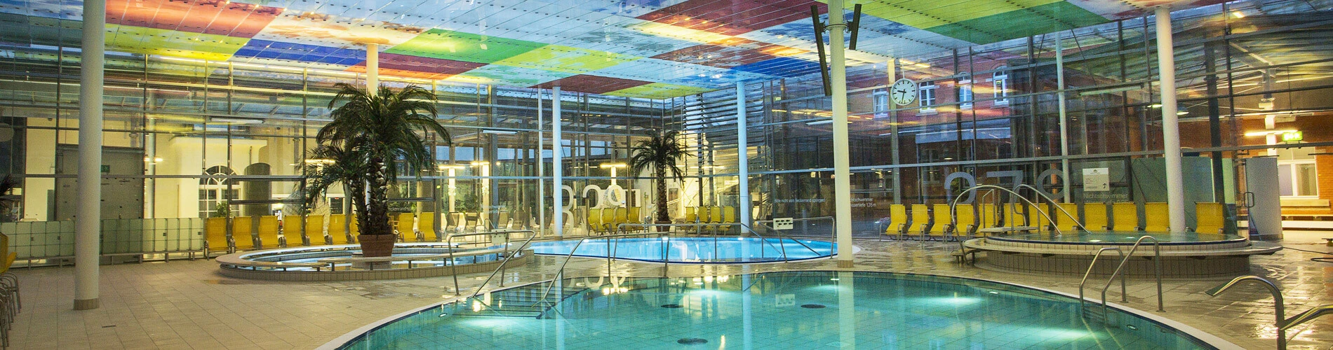 Badelandschaft und Sauna im Albertbad Bad Elster