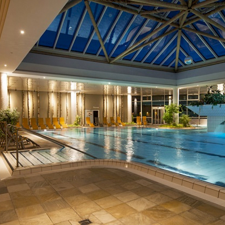HEIDE SPA Hotel & Resort, Innenschwimmbecken