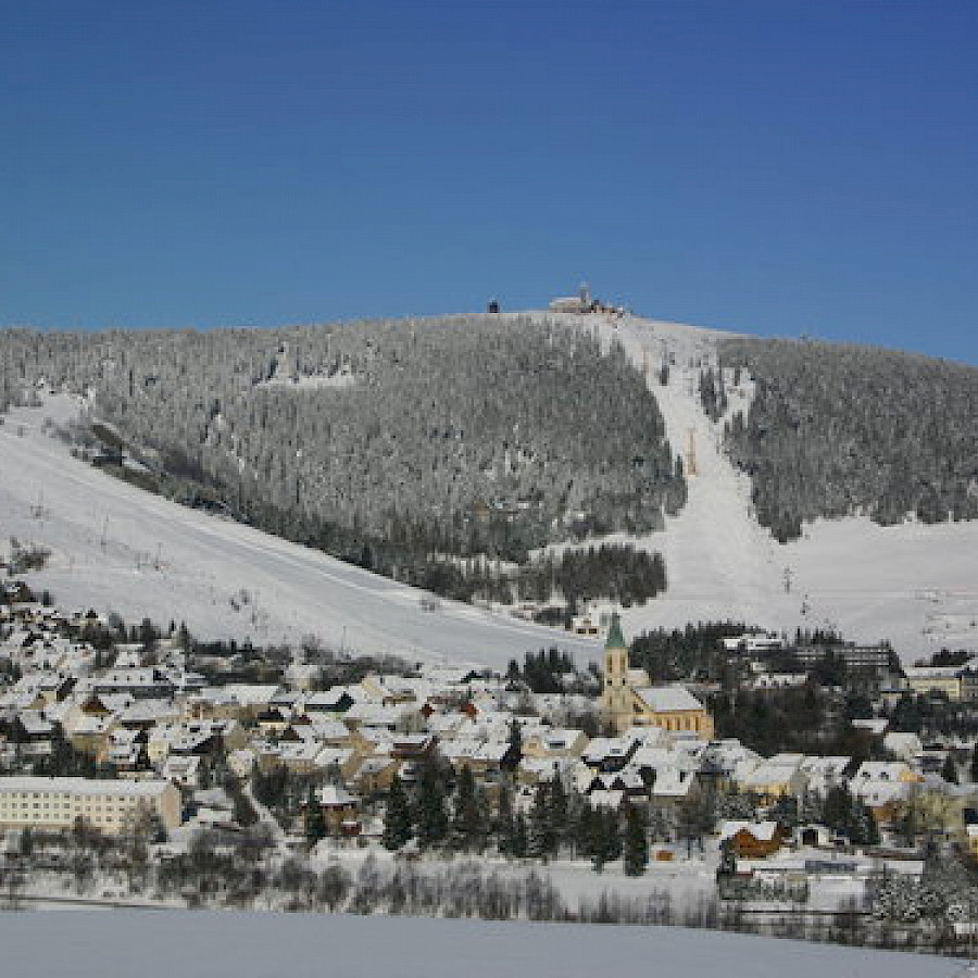 Kurort Oberwiesenthal Ortansicht im Winter